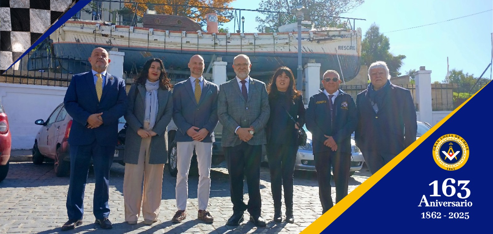 Legado, mar y fraternidad: Gran Maestro visita exposición del Bote Salvavidas de Valparaíso