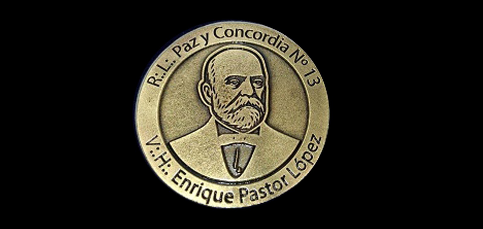 Medalla de reconocimiento al Gran Maestro