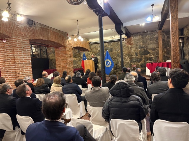 Masonería porteña homenajeó a servidores públicos en solemne ceremonia en Valparaíso