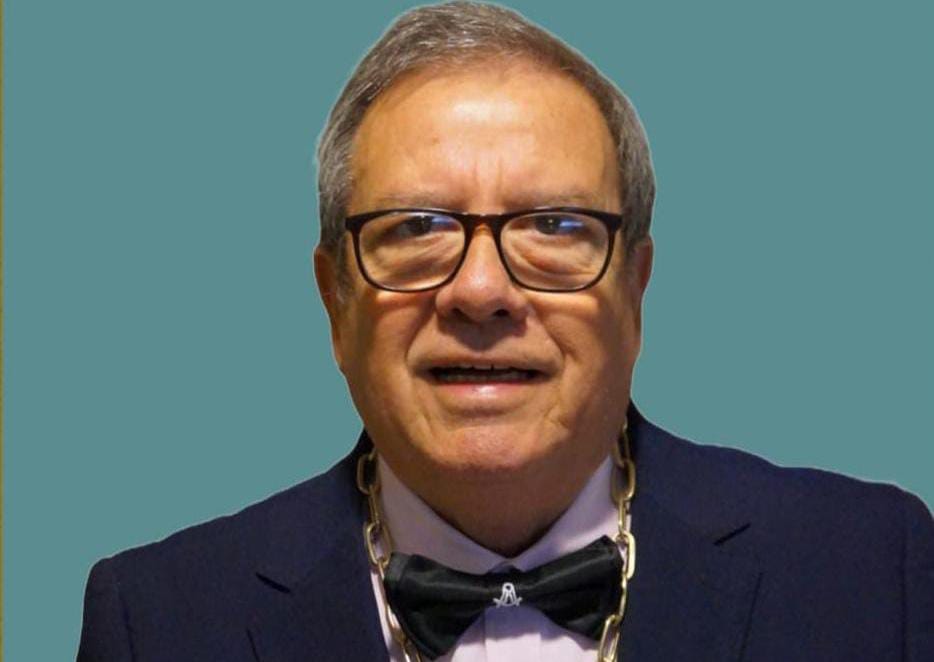 El adiós  al Hermano Enrique García