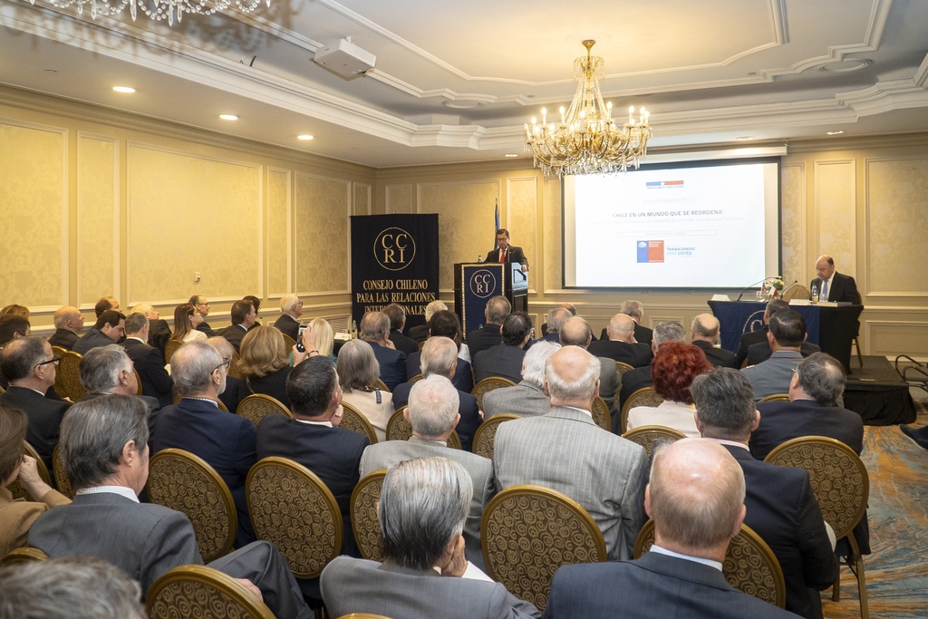 Gran Maestro acude a invitación del CCRI