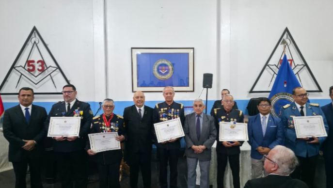 Masonería iquiqueña rinde homenaje a Bomberos